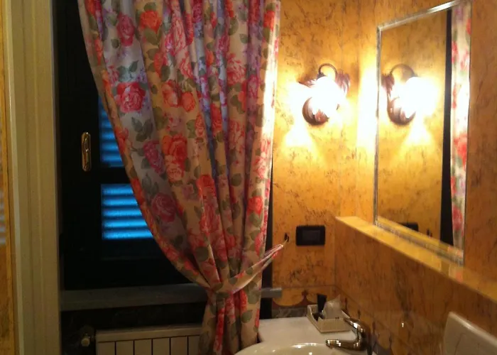 Le Lanterne Hotel 3*