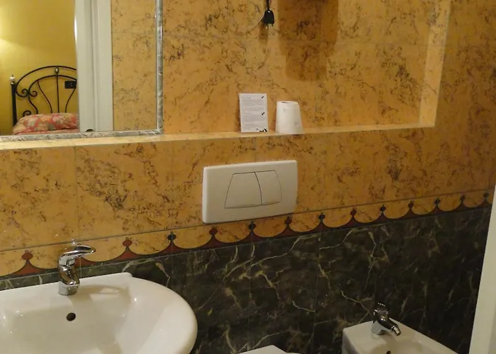 Otel Le Lanterne Borgo San Dalmazzo