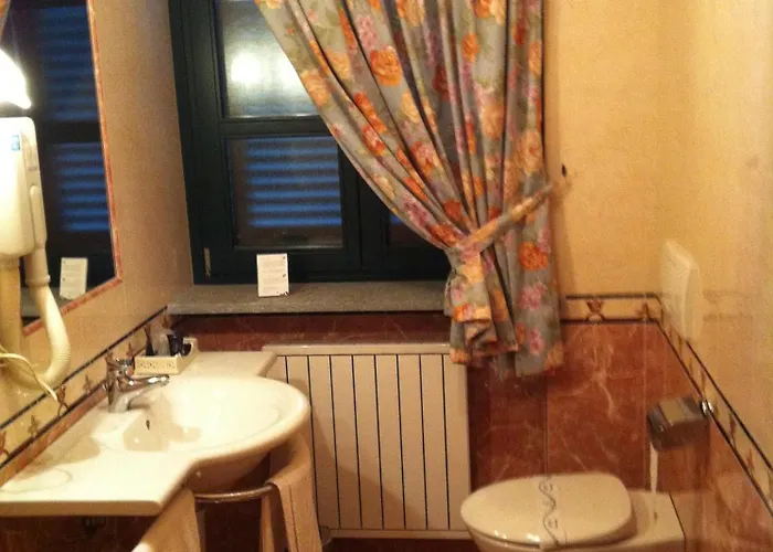Le Lanterne Otel Borgo San Dalmazzo